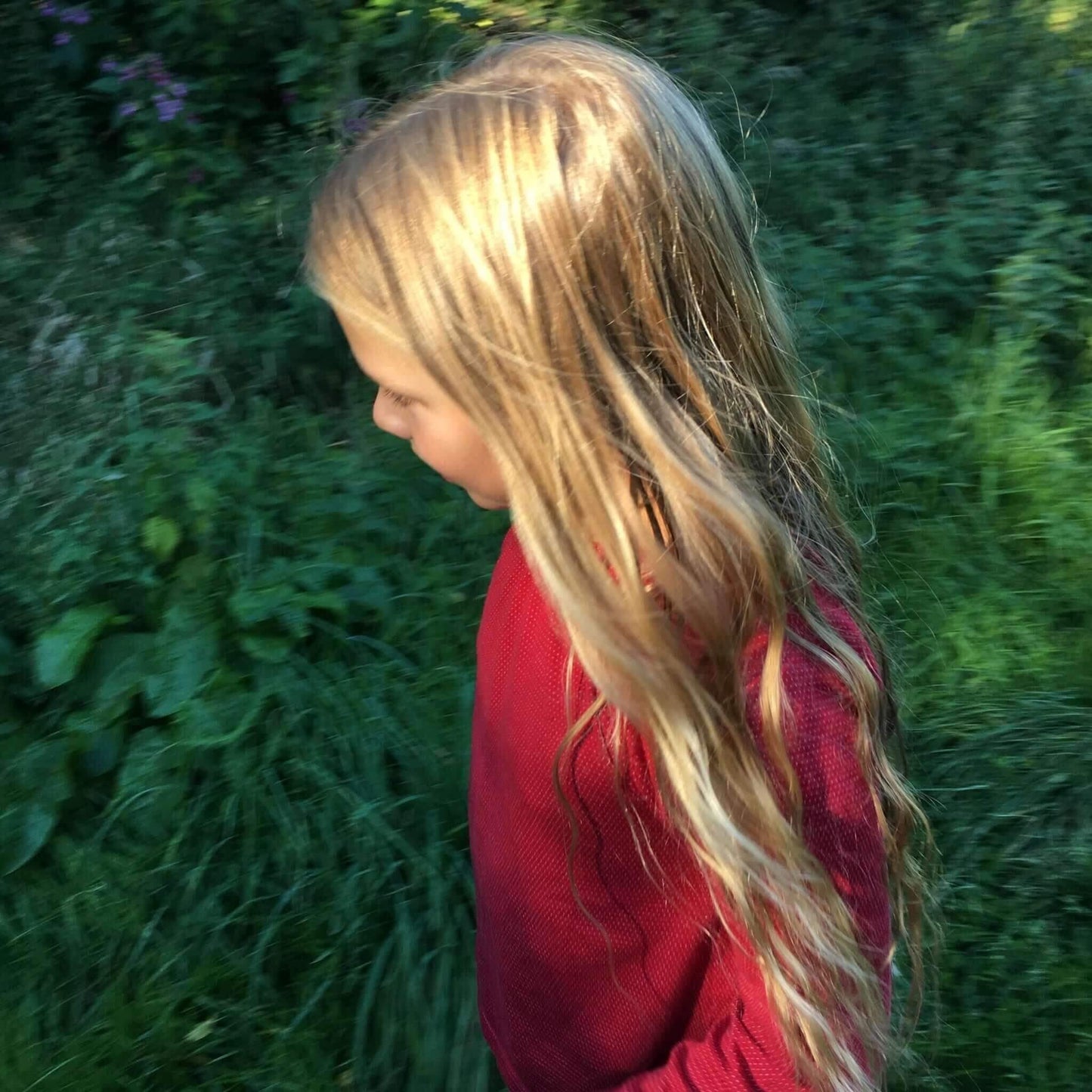 girl with shiny healthy hair